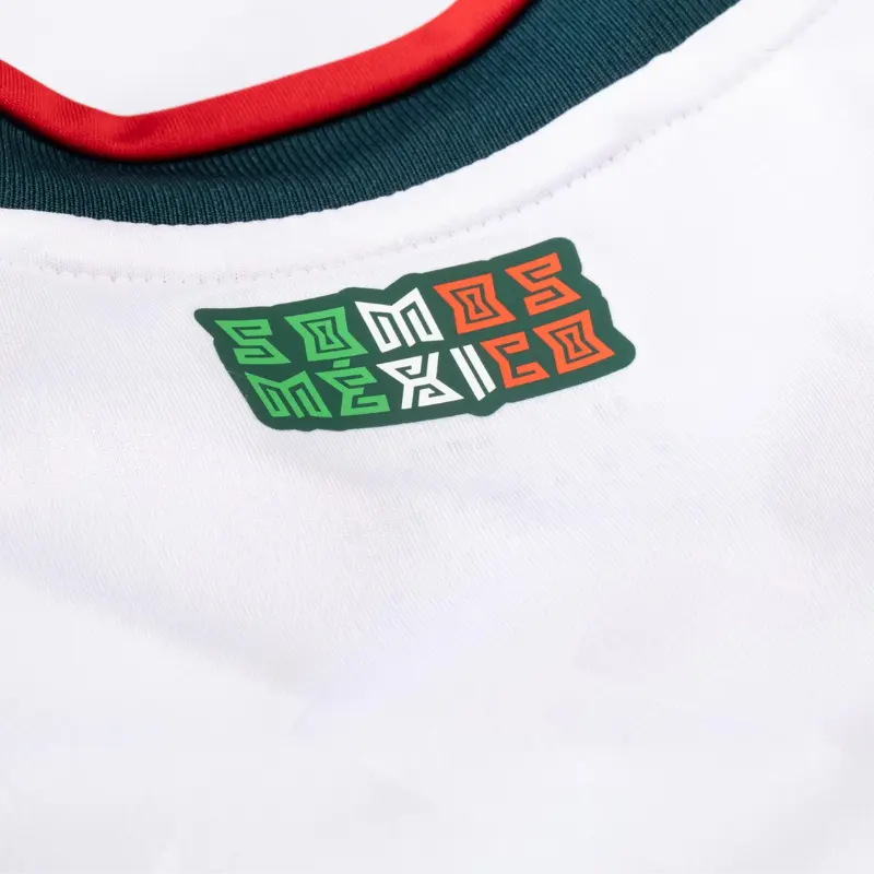 Camiseta de visitante de México para el Mundial 2026