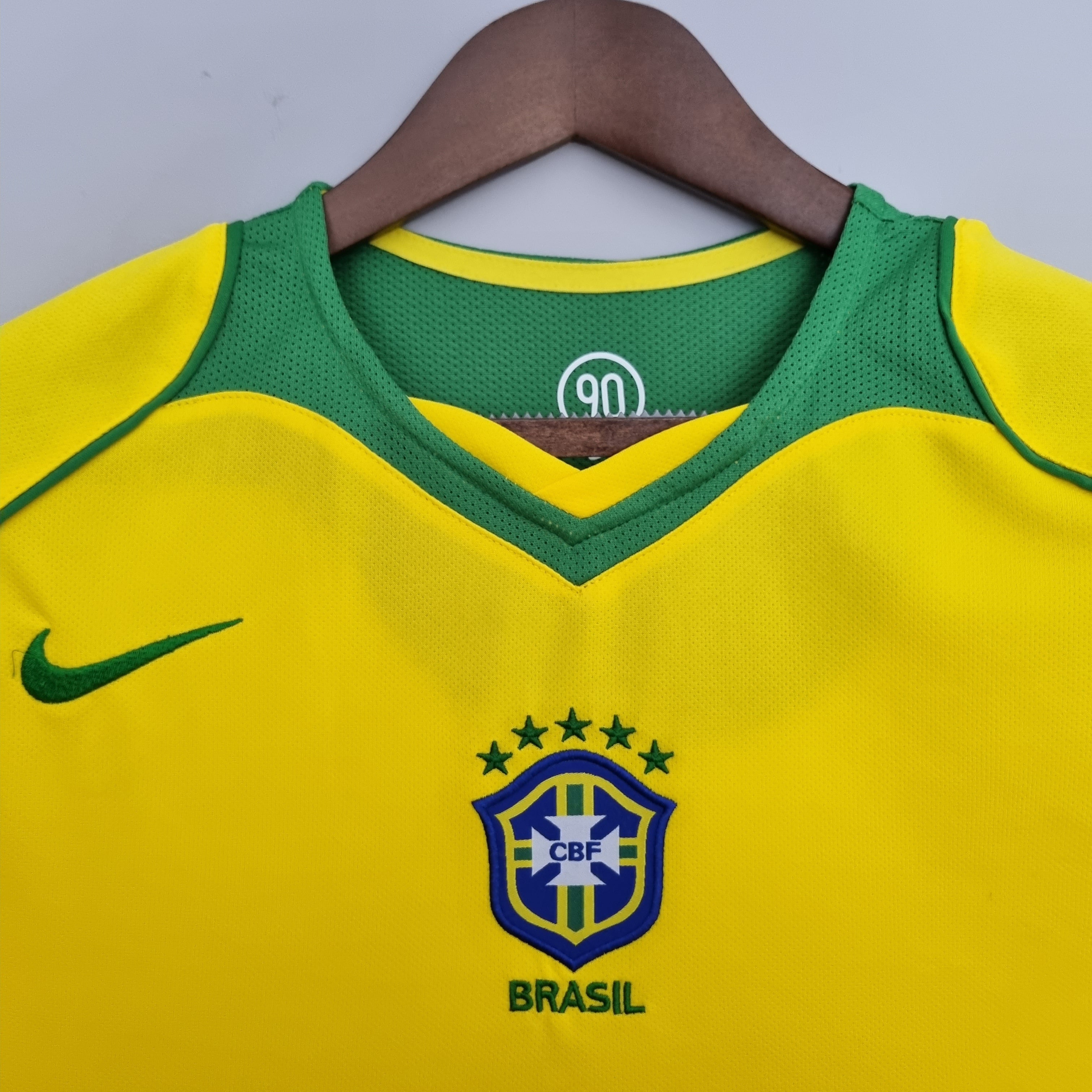 Camiseta retro de local de Brasil 2004