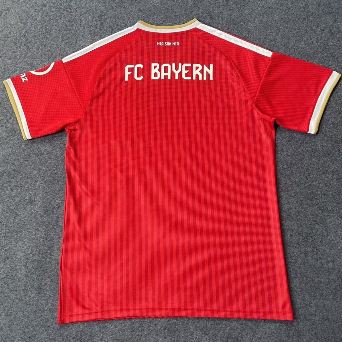 Camiseta de local del Bayern de Múnich temporada 26/27
